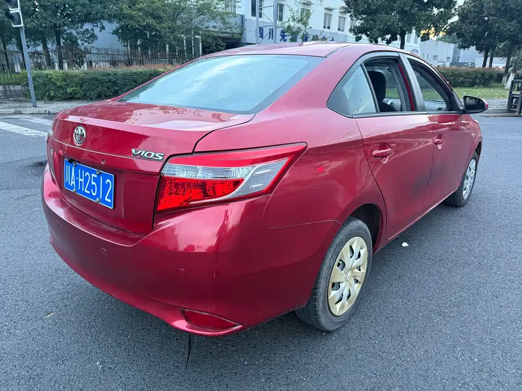 Toyota Vios 2016 — фото 7