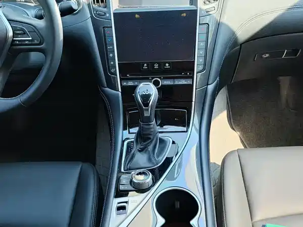Infiniti Q50L 2018