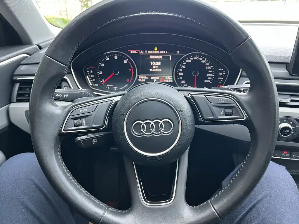 Audi A4L 2018 — фото 16