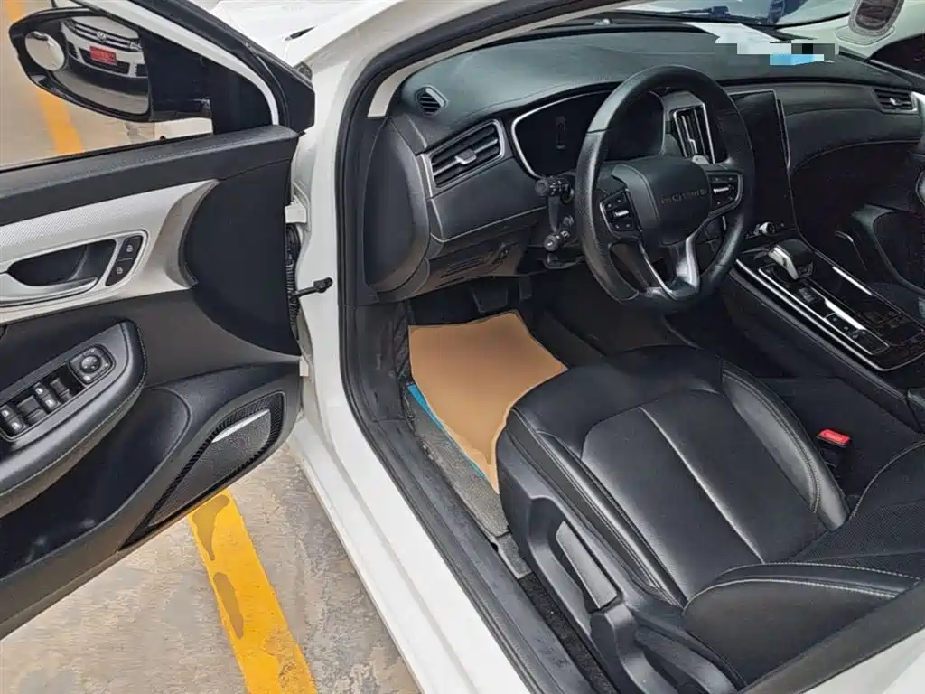 Roewe i6 MAX 2021 — фото 16