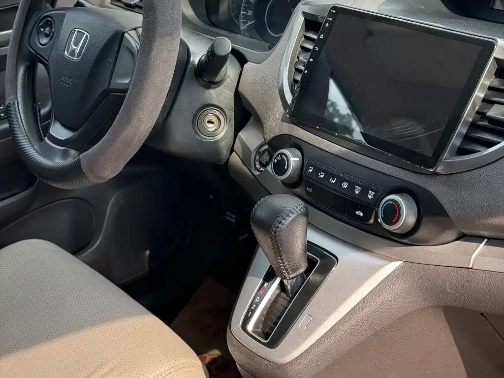 Honda CR-V 2015 — фото 20