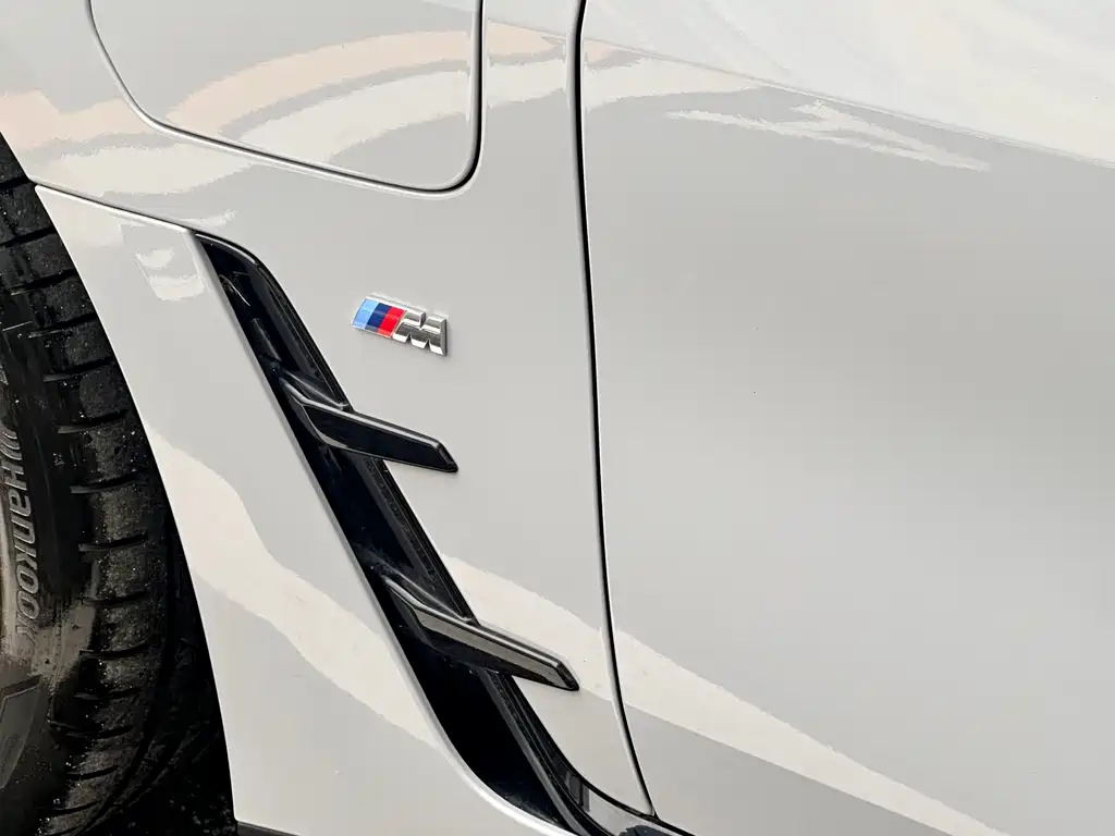 BMW i4 2025 — фото 16