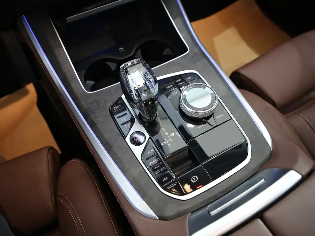 BMW X5 2022 — фото 11