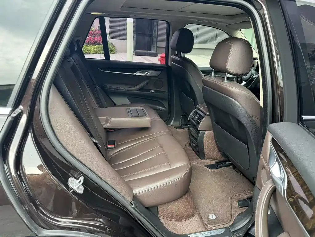 BMW X5 2017 — фото 14