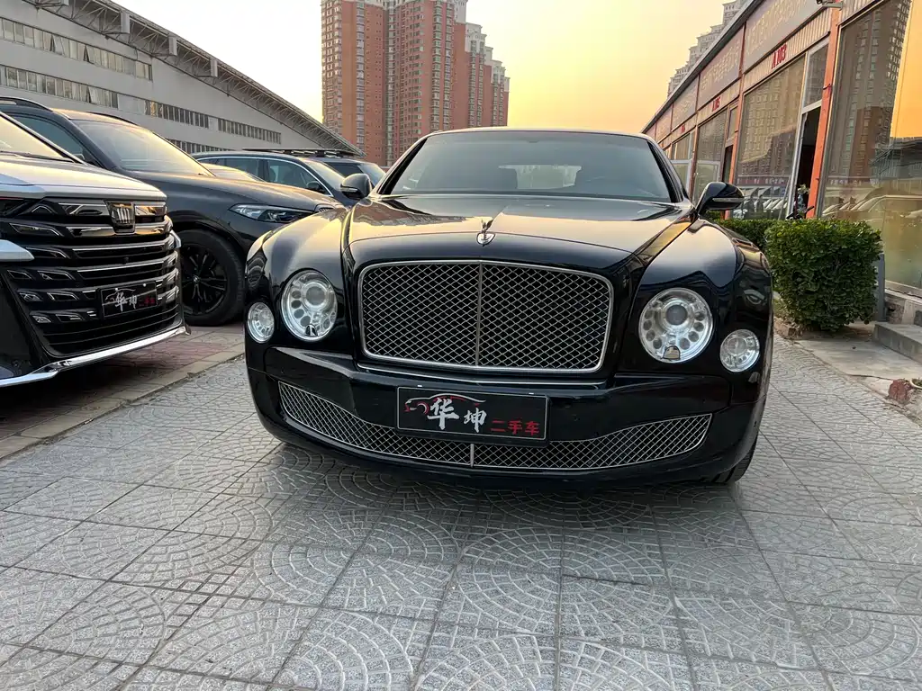 Bentley Mulsanne 2013 — фото 16