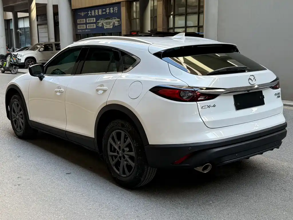 Mazda CX-4 2022