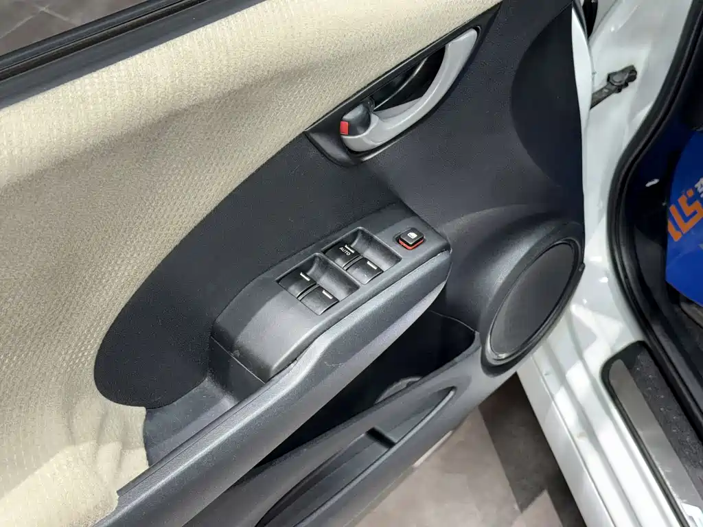 Honda Fit 2013 — фото 14