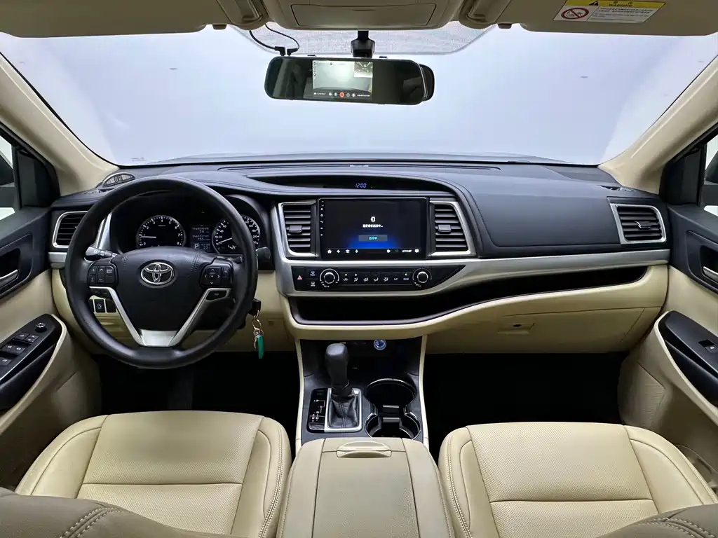 Toyota Highlander 2020 — фото 9
