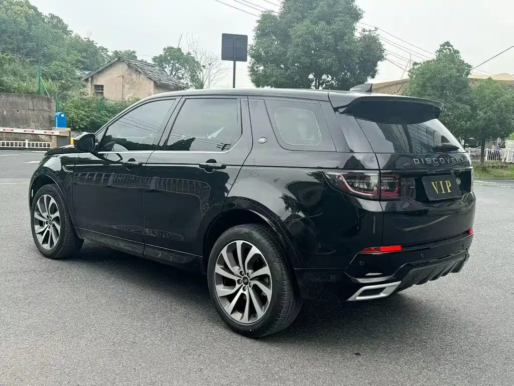 Land Rover Discovery Sport 2022 — фото 9