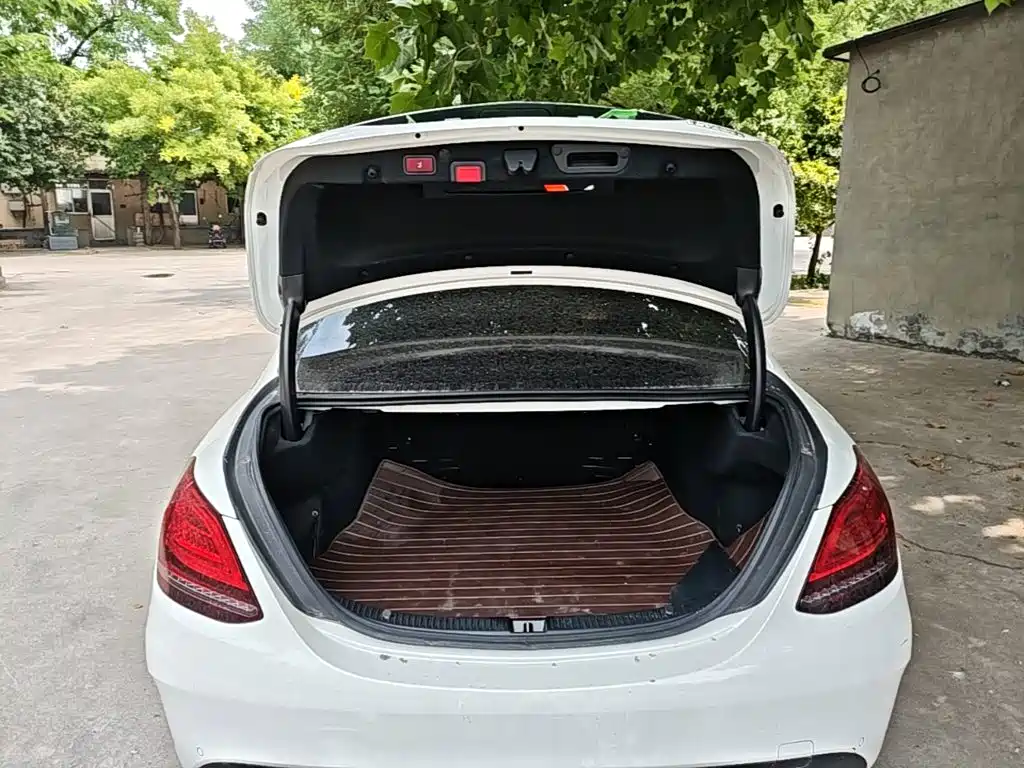 Mercedes-Benz C-Class 2021 — фото 19