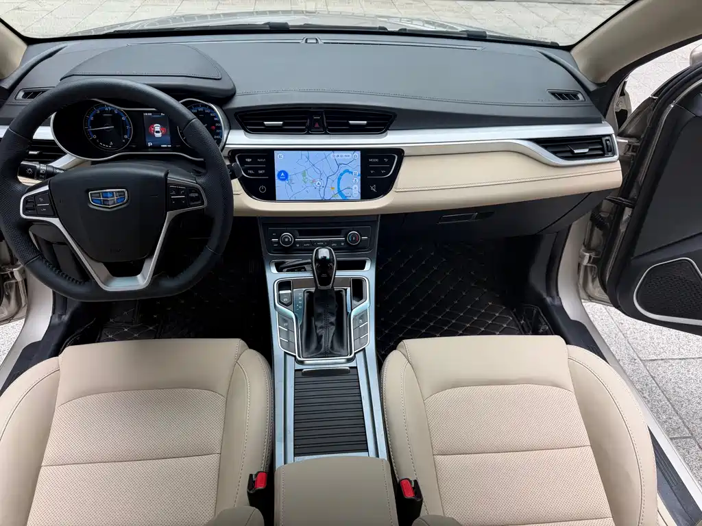 Geely Emgrand 2019 — фото 11