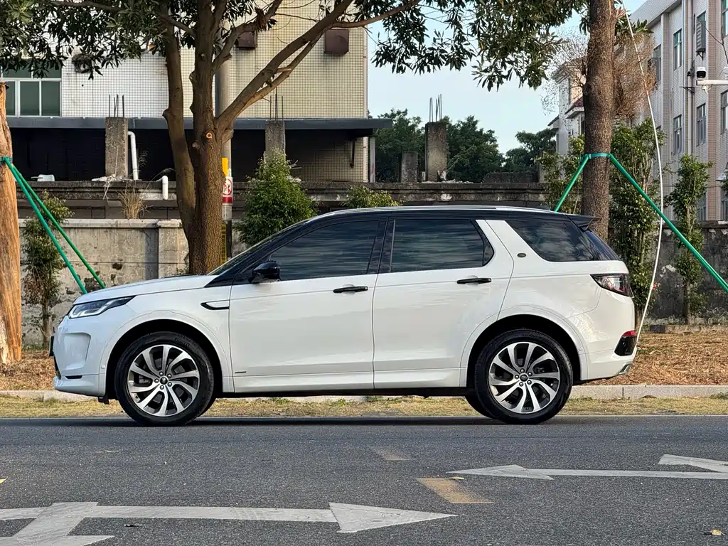 Land Rover Discovery Sport 2020 — фото 6