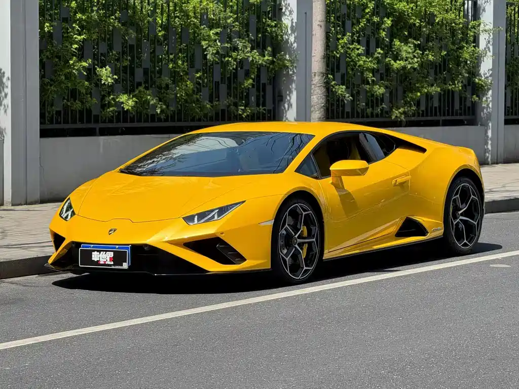 Lamborghini Huracán 2022 — фото 1
