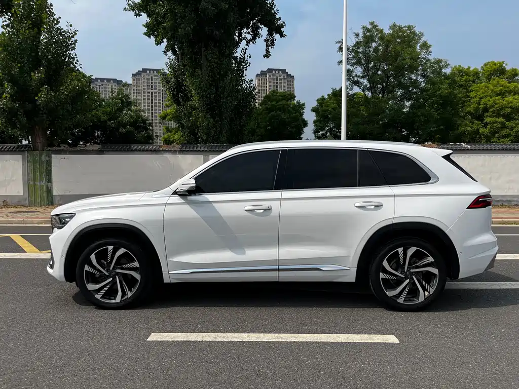 Geely Xingyue L 2022 — фото 14