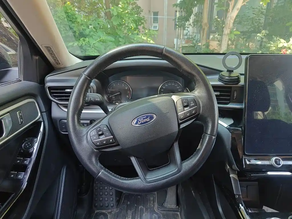 Ford Explorer 2020