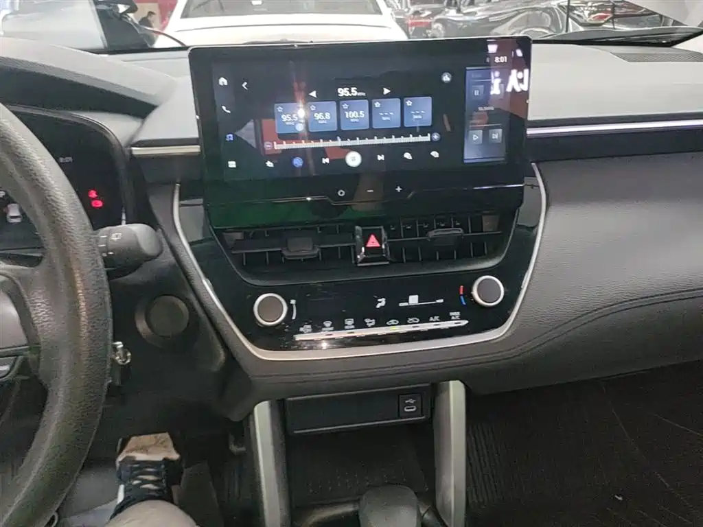 Toyota Frontlander 2024 — фото 13