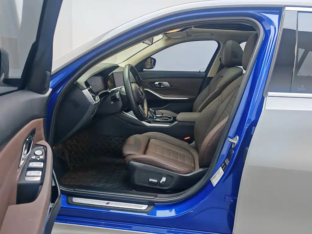BMW 3 Series 2020 — фото 14