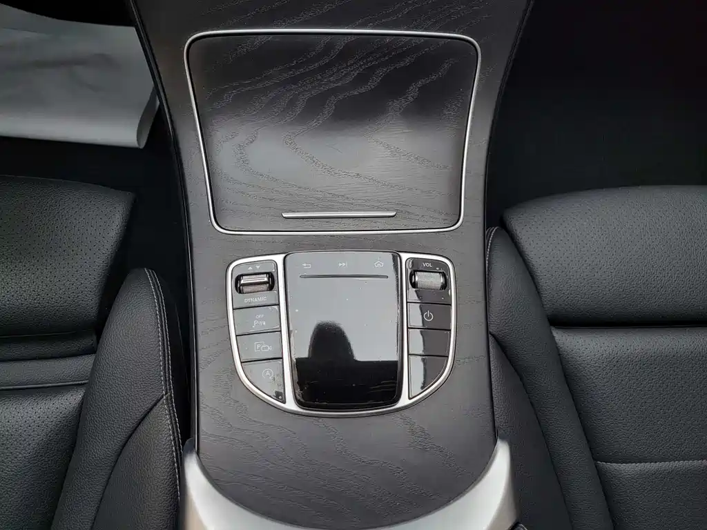 Mercedes-Benz C-Class 2019 — фото 13