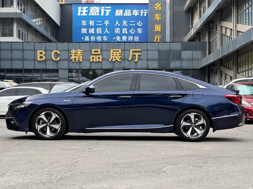 Honda Inspire 2019 — фото 4
