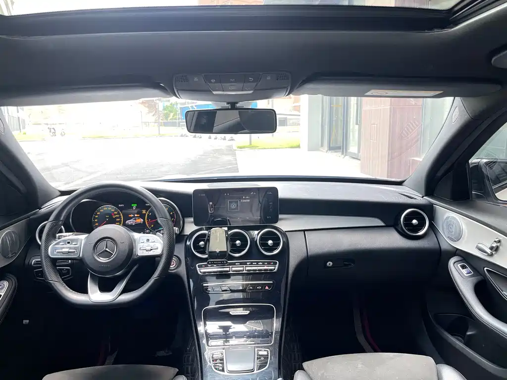 Mercedes-Benz C-Class 2020