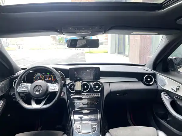 Mercedes-Benz C-Class 2020