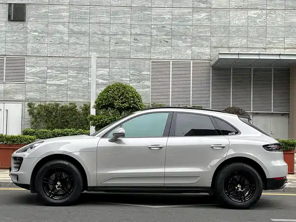 Porsche Macan 2017