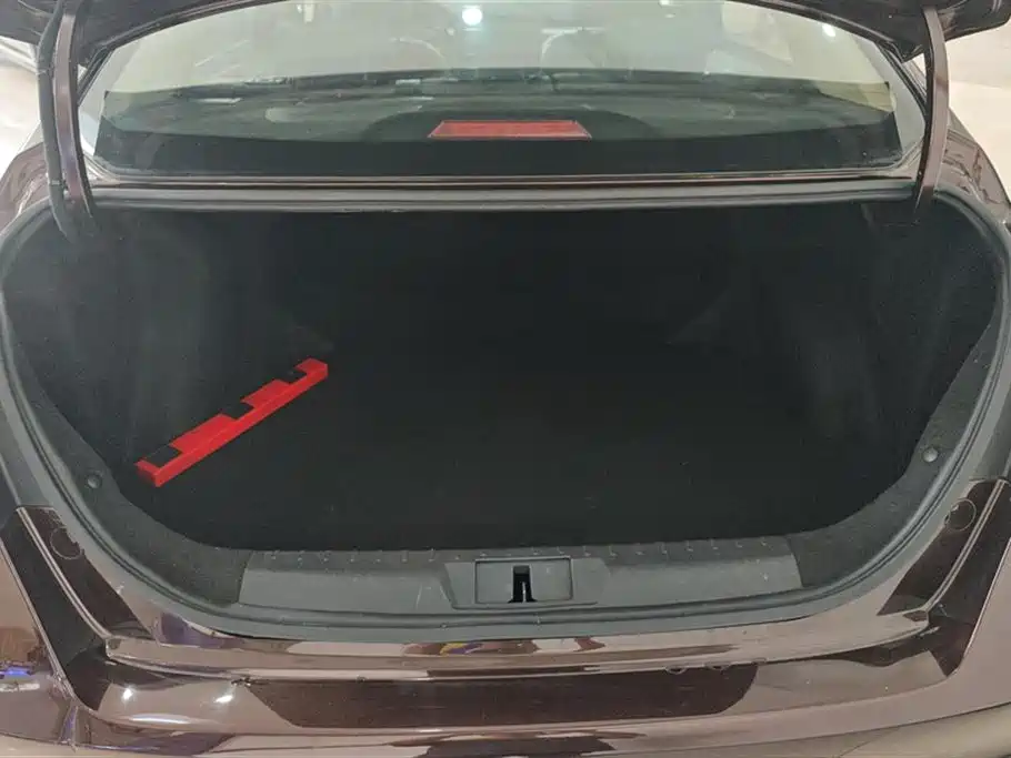 Geely Emgrand 2018
