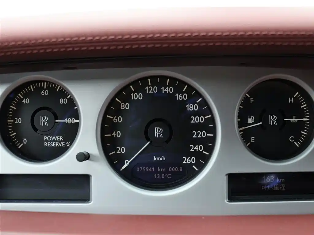 Rolls-Royce Phantom 2013 — фото 19