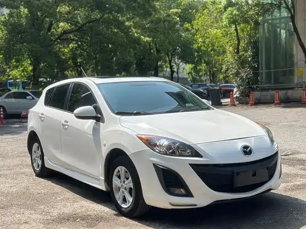 Mazda 3 Xingcheng 2013