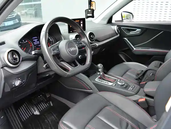 Audi Q2L 2022