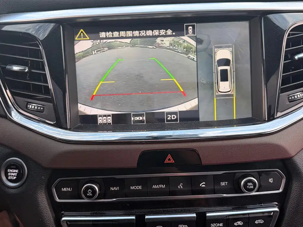 GAC Trumpchi GS8 2017 — фото 16