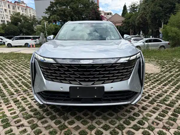 Geely Boyue L 2024