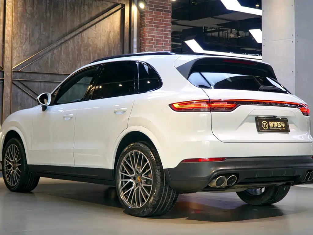 Porsche Cayenne 2019 — фото 3