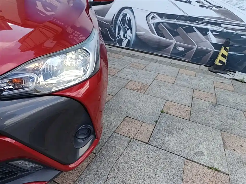 Toyota Yaris L 2019 — фото 24
