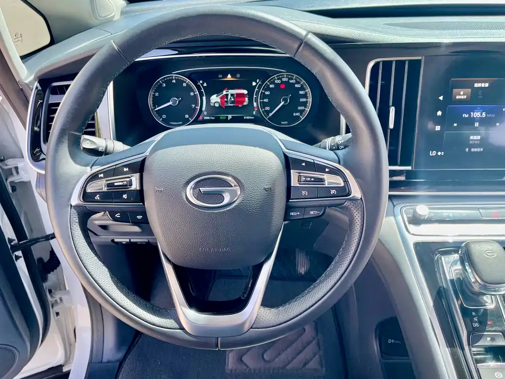 GAC Motor Trumpchi M8 2024 — фото 15