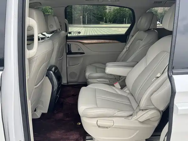 Buick GL8 2019