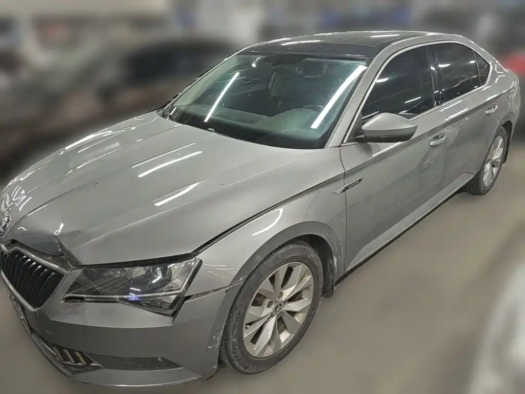 Skoda Superb 2016 — фото 3