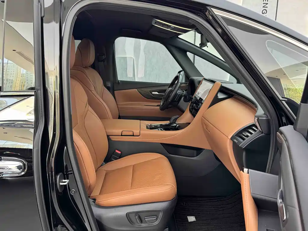Toyota Vellfire 2024 — фото 15