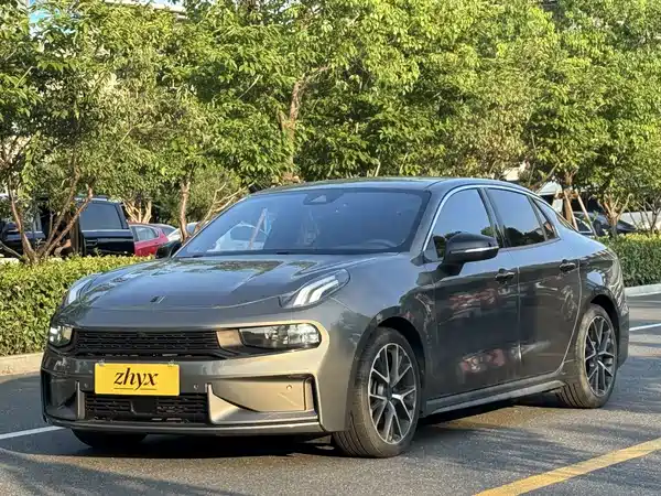 Lynk & Co 03 2022