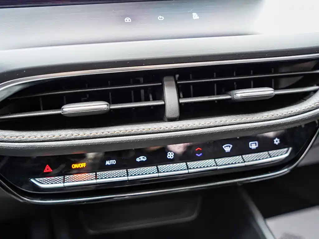 Buick Verano 2023 — фото 16