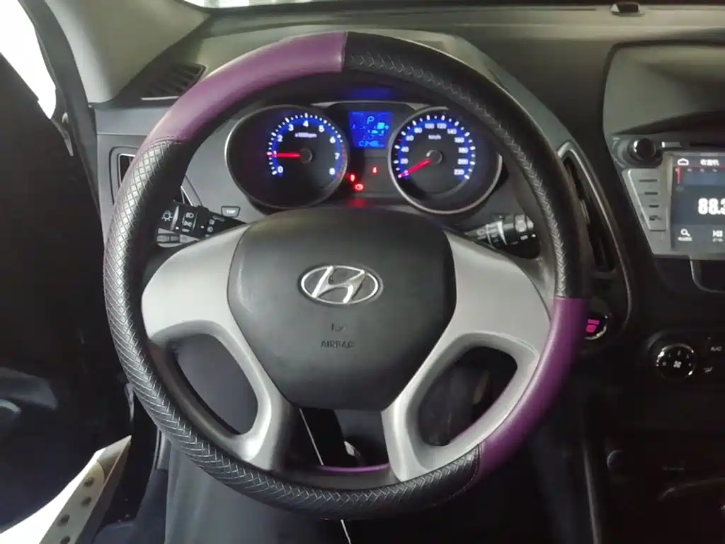Hyundai ix35 2016 — фото 11
