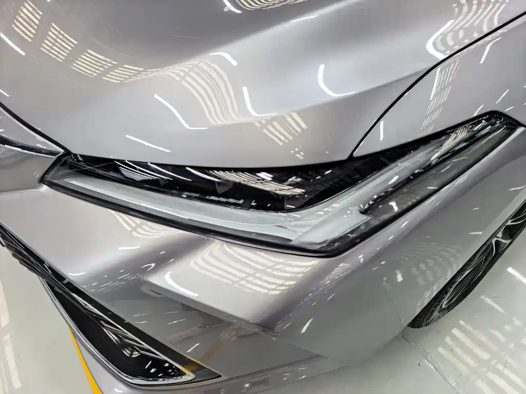 Toyota Avalon 2023 — фото 16