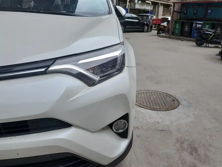 Toyota RAV4 2018