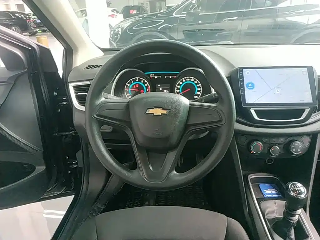 Chevrolet Cavalier 2018 — фото 11