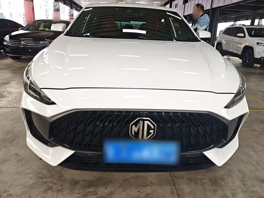 MG MG5 2021