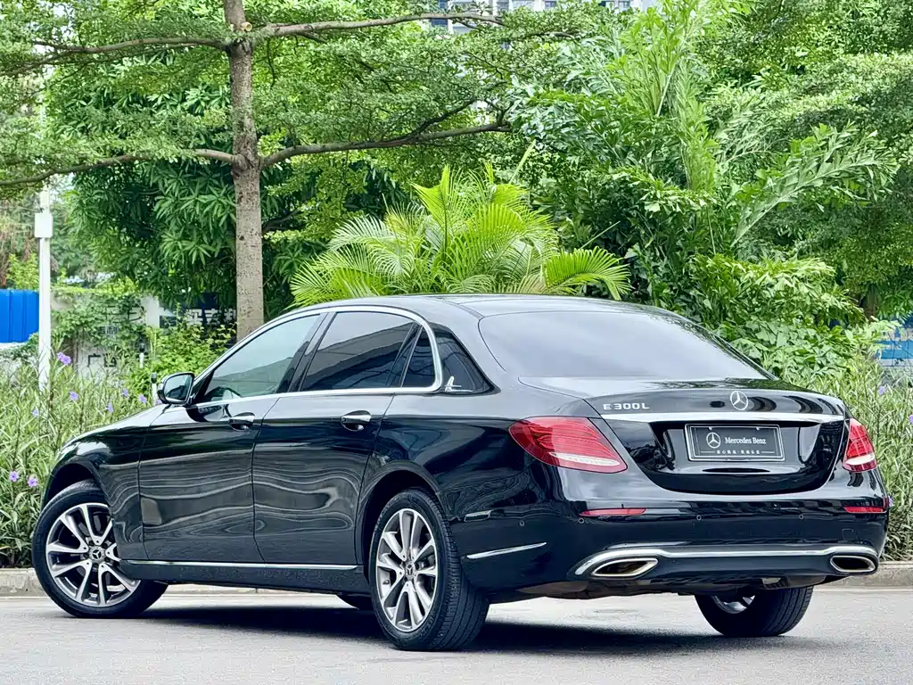 Mercedes-Benz E-Class 2019