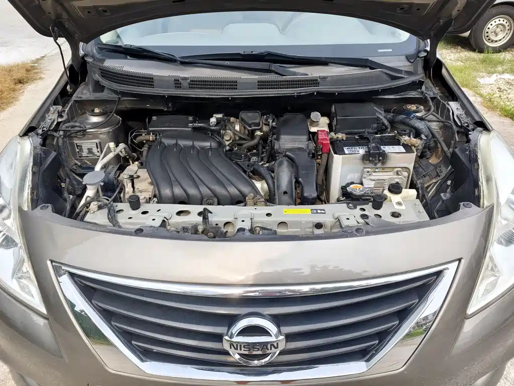Nissan Sunny 2012 — фото 22