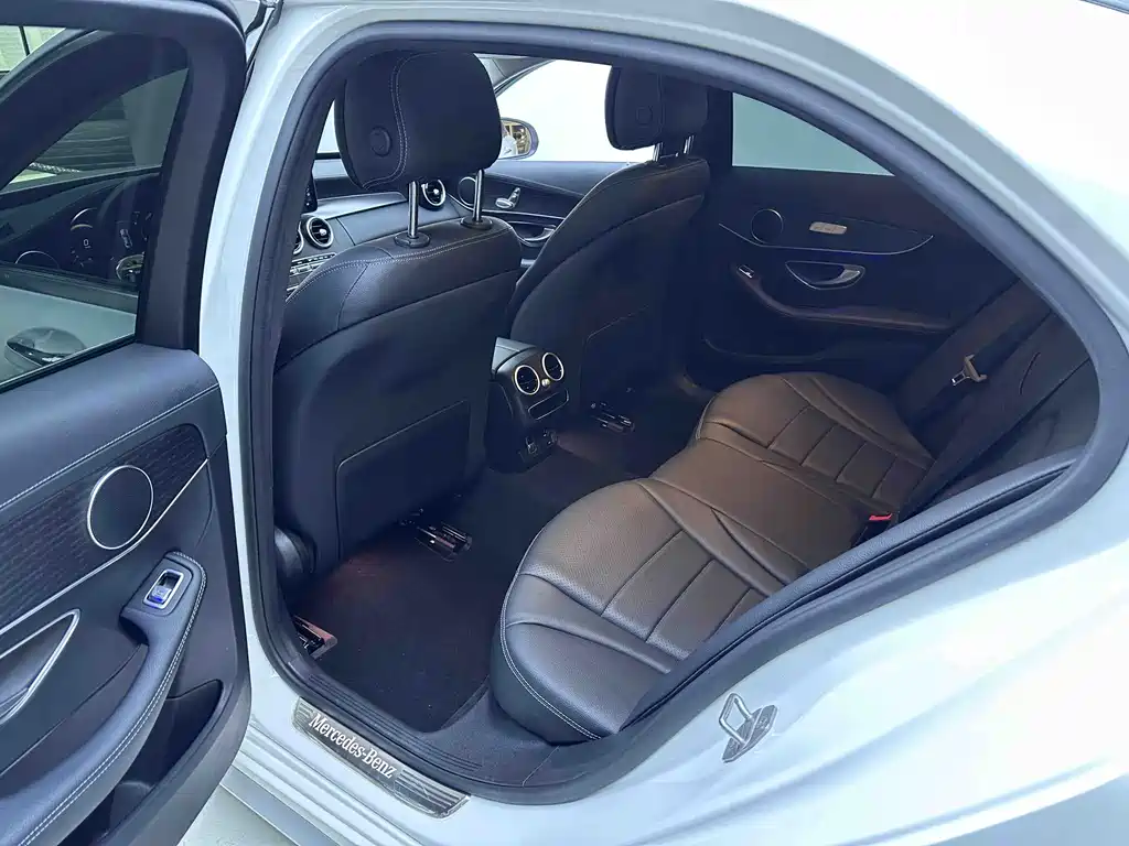 Mercedes-Benz C-Class 2021 — фото 11