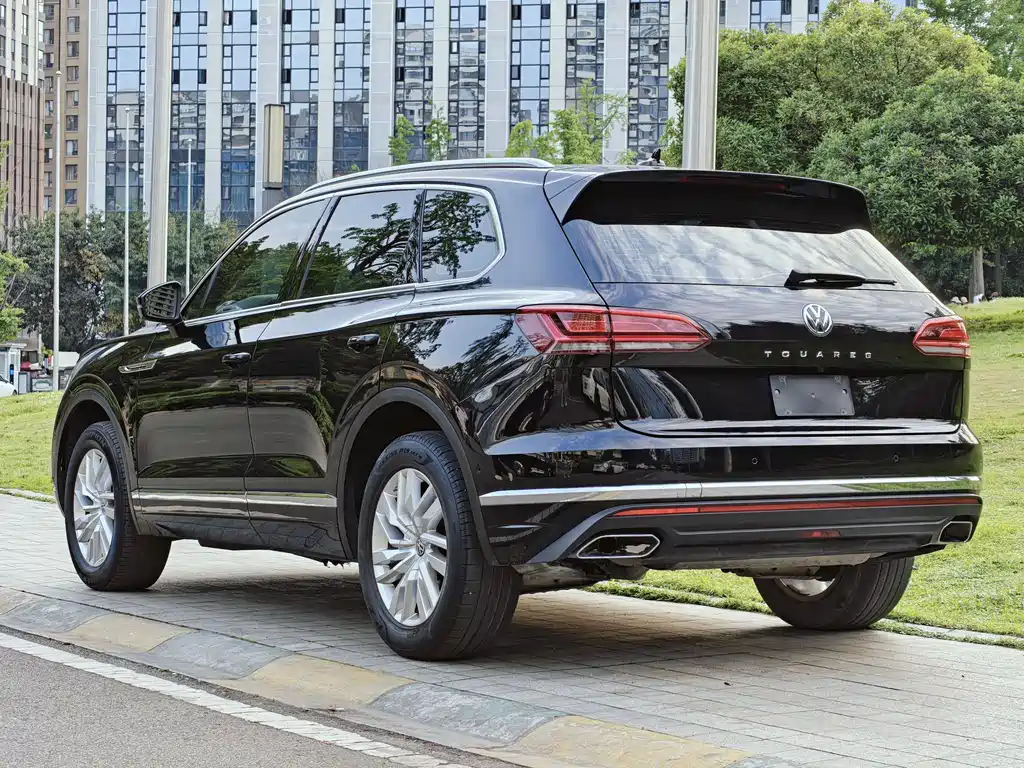 Volkswagen Touareg 2020 — фото 3