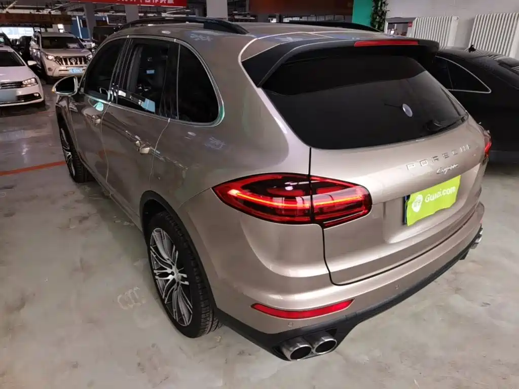 Porsche Cayenne 2017 — фото 5